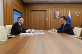 Министр строительства и ЖКХ РФ Ирек Файзуллин провел рабочую встречу с губернатором Московской области Андреем Воробьевым