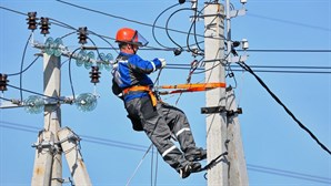 Эдуард Шереметцев: "Теперь граждане могут подключиться к сетям электроснабжения, не выходя из дома"