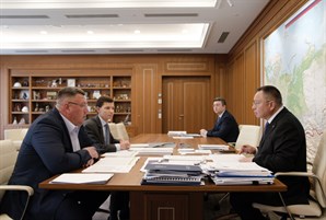 Ирек Файзуллин провел совещание по восстановлению и развитию новых регионов