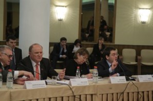 На заседании Открытой трибуны Андрей Чибис представил комплекс мер по реформированию ЖКХ