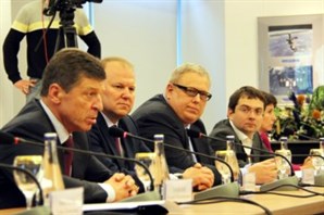 На совещании под руководством Дмитрия Козака в Калининграде обсудили ход формирования региональных систем капитального ремонта