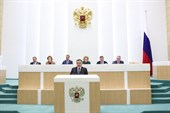 Министр строительства и ЖКХ РФ выступил с докладом на «правительственном часе» в Совете Федерации